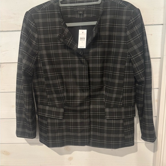 Ann Taylor NWT Black and White Checkered Blazer in size 8 - Picture 10 of 16